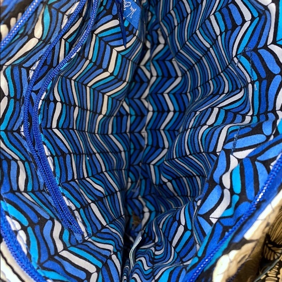 Vera Bradley purse maybe used twice - Picture 3 of 3